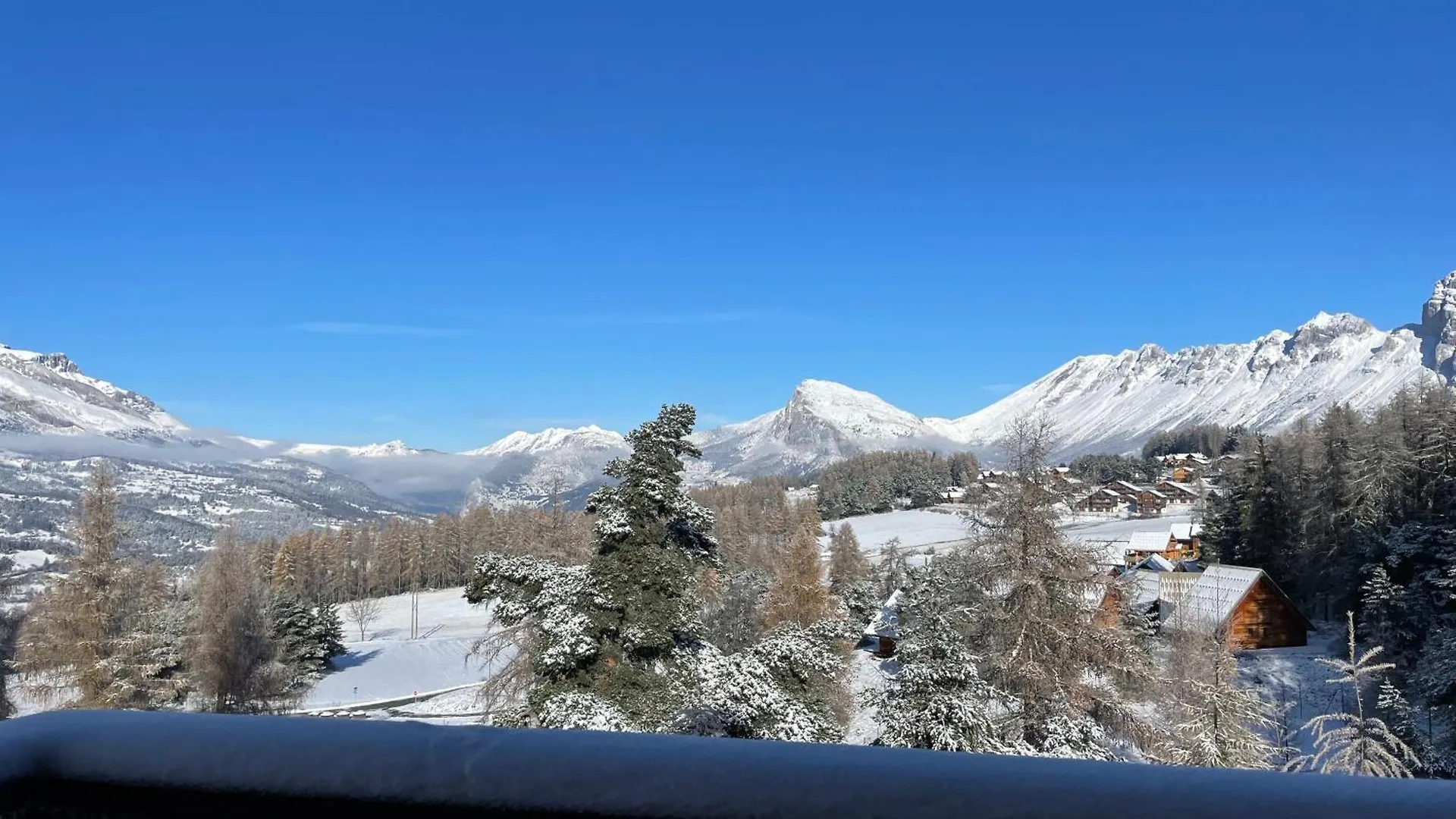 Les Chalets De Celine La Joue du Loup