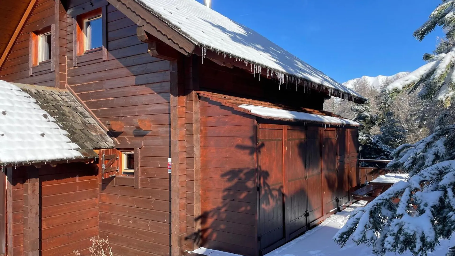 Les Chalets De Celine La Joue du Loup France