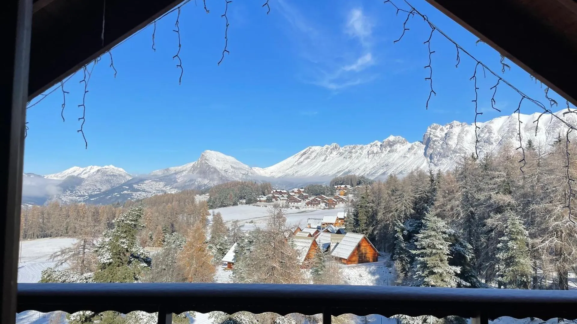 Les Chalets De Celine La Joue du Loup
