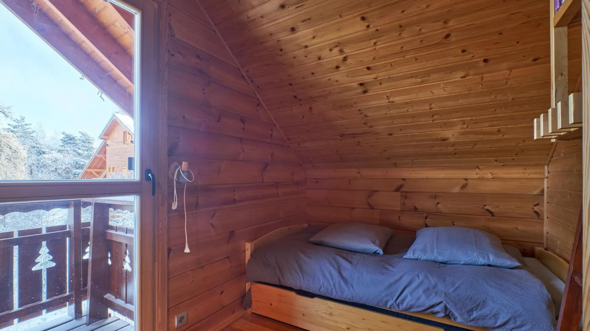Les Chalets De Celine La Joue du Loup France